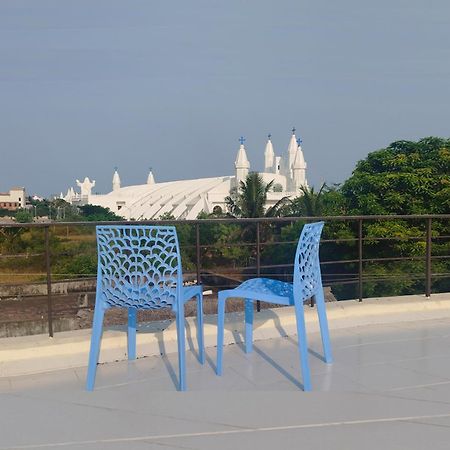 Velanganni Vinodth Homestay Esterno foto