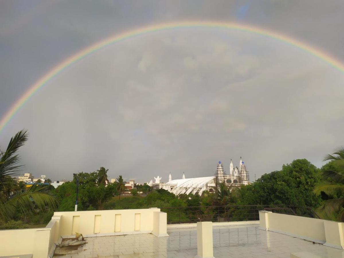 Velanganni Vinodth Homestay Esterno foto